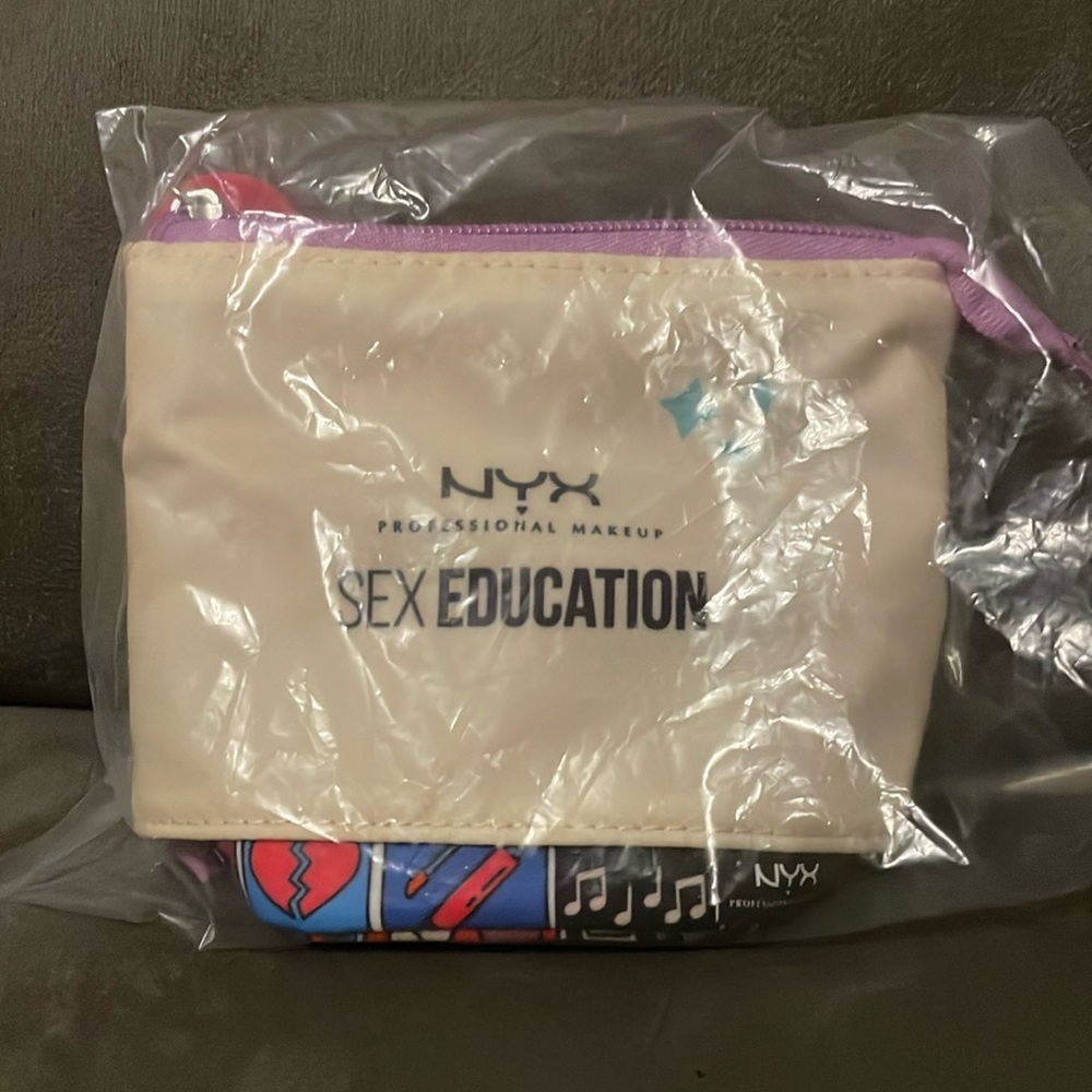 NYX Sex Education Cosmetics Case Bag Extendable Makeup